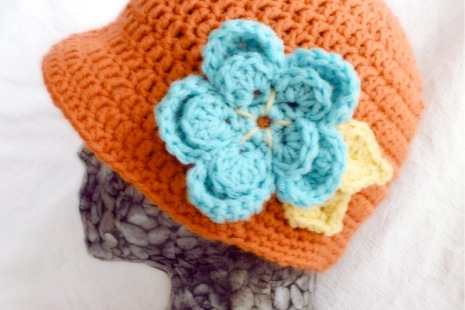 Crochet Flapper Hat with Flower