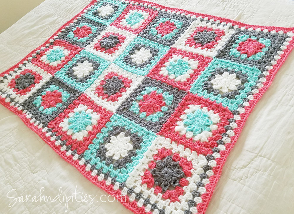What's New: Mint and Coral - Granny's Flower Garden Afghan | Sarahndipities