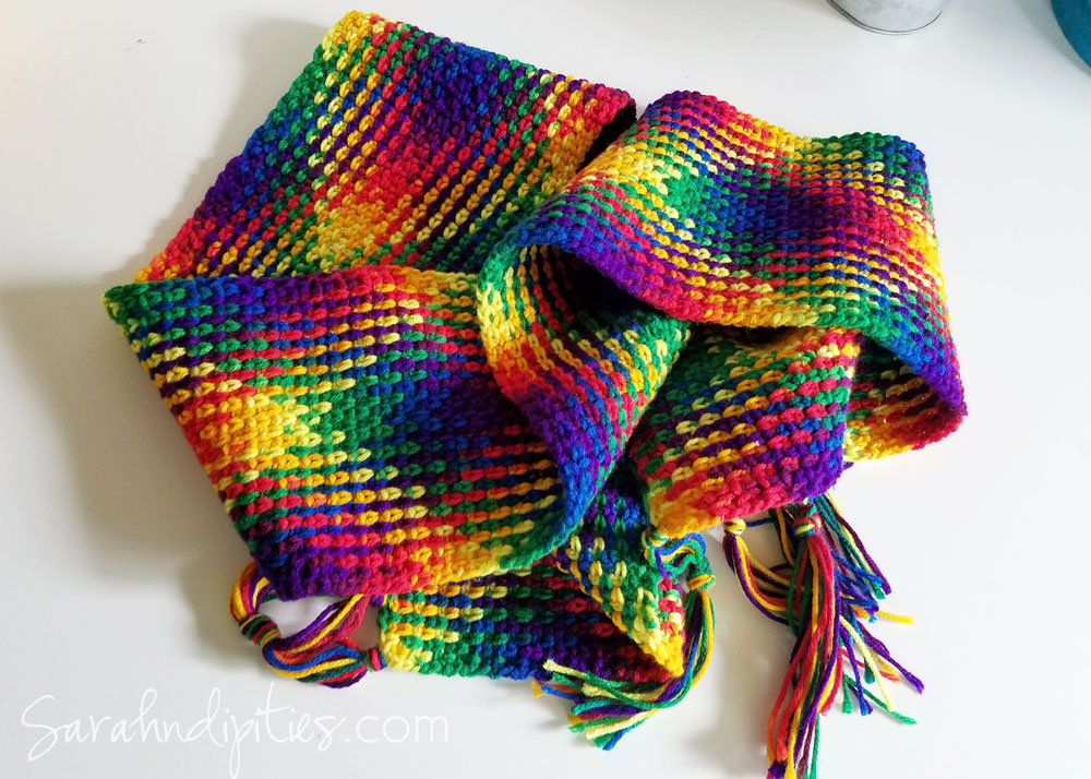 Color pooling yarn